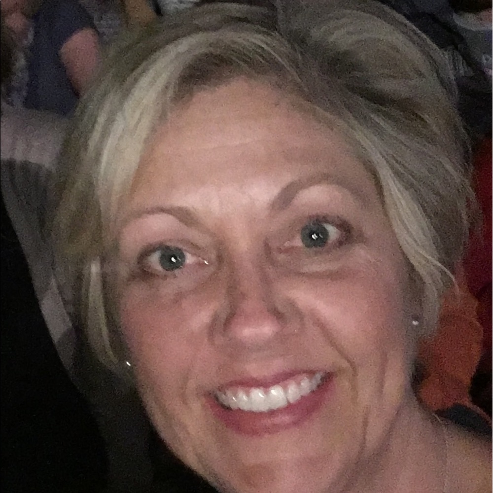 Meet your Posher, Christine